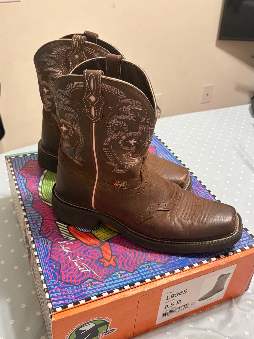 Brown Leather Women’s Western Boots - 9.5 B